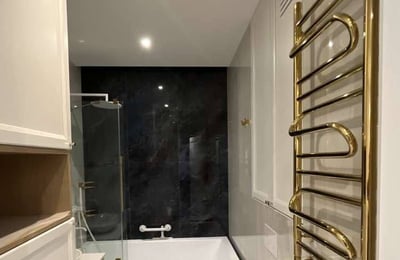 Alquiler de un elegante apartamento amueblado de 2 habitaciones, 45 m², Wola, Varsovia, Polonia